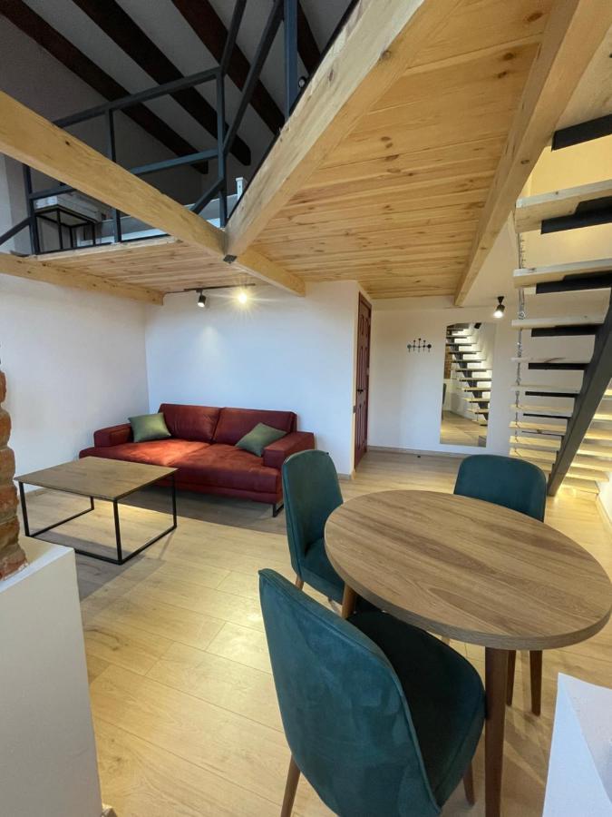 Apartamento Midamo Orbeliani Tiflis Exterior foto